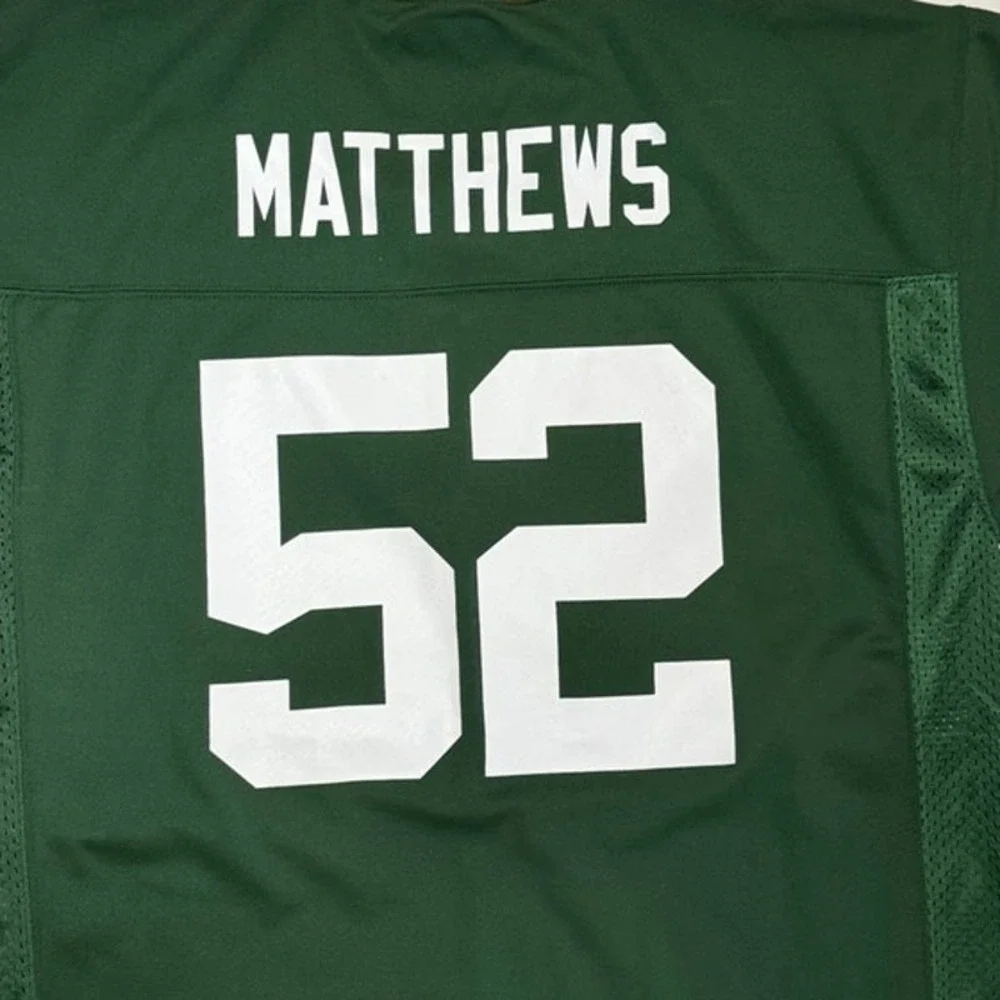 Green Bay Packers Clay Matthews NFL Jersey Youth XL 18/20 Green 52 Football